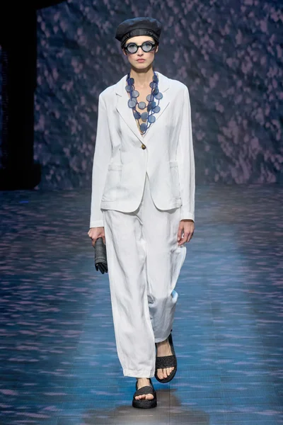 Look 20